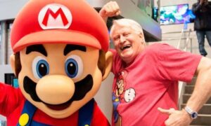 Charles Martinet se aposenta como a voz de Mario